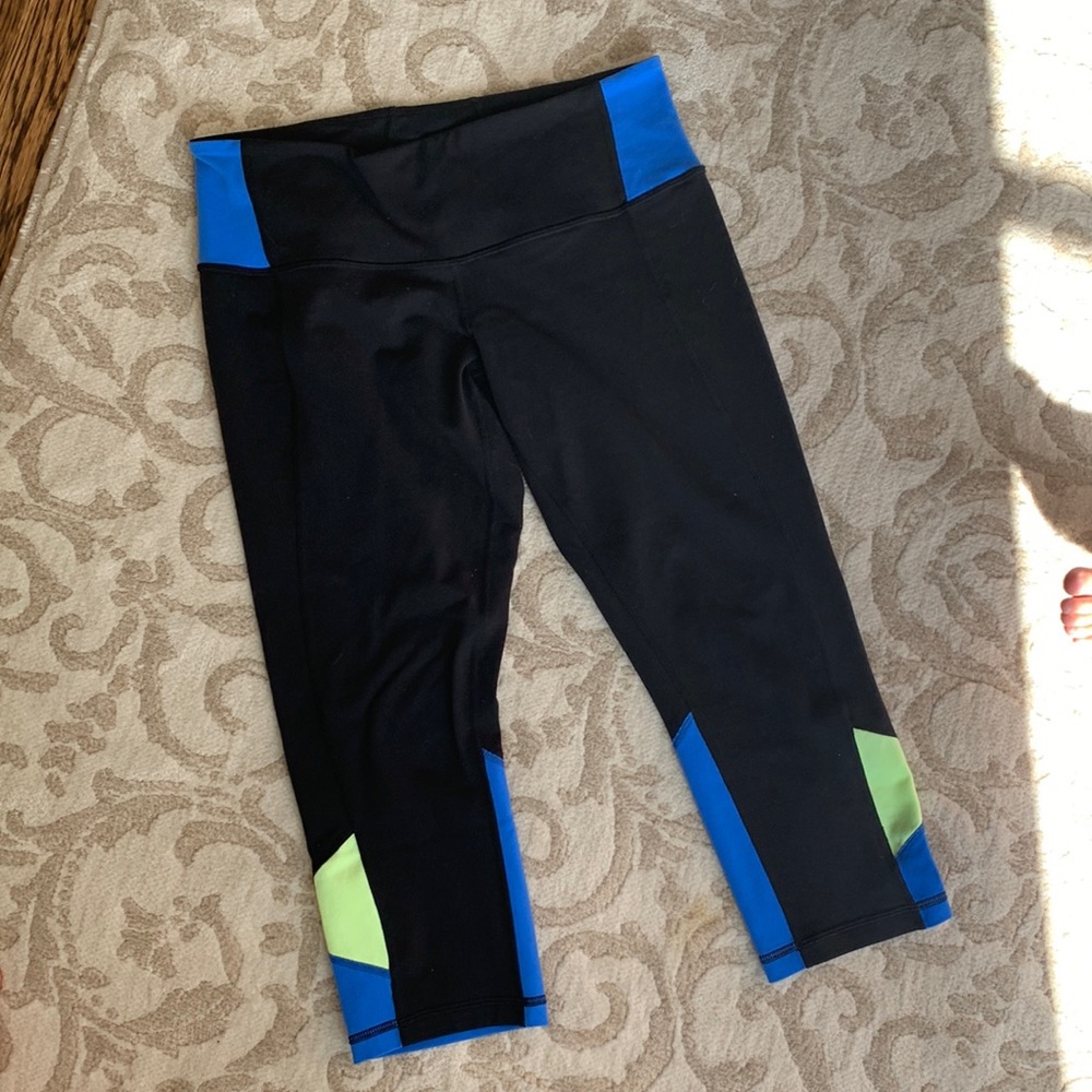 lulu lemon crop leggings